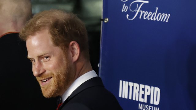 Мемоарите на принц Хари които ще видят бял свят догодина