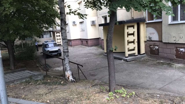 Млад военнослужещ е застрелял приятелката си след което се е