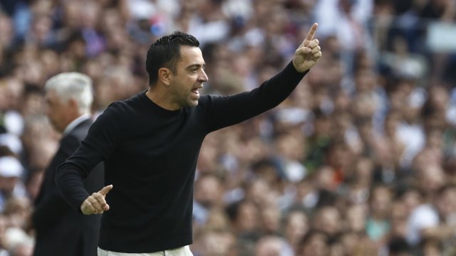 Шави Ернандес се подготвя за промени след поражението с 1 3