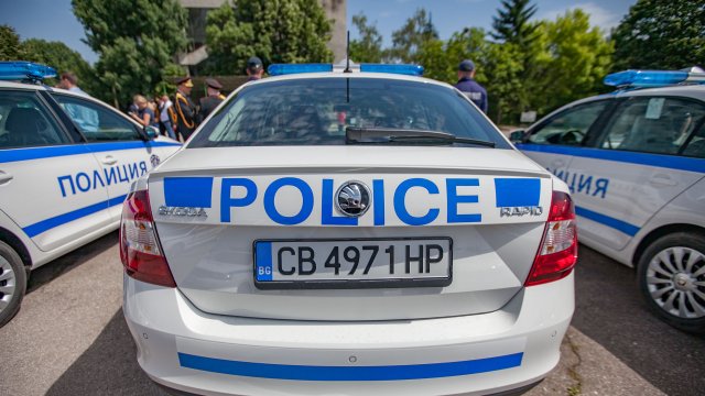 Обвиняемият извършил и действия с цел да възбуди и удовлетвори