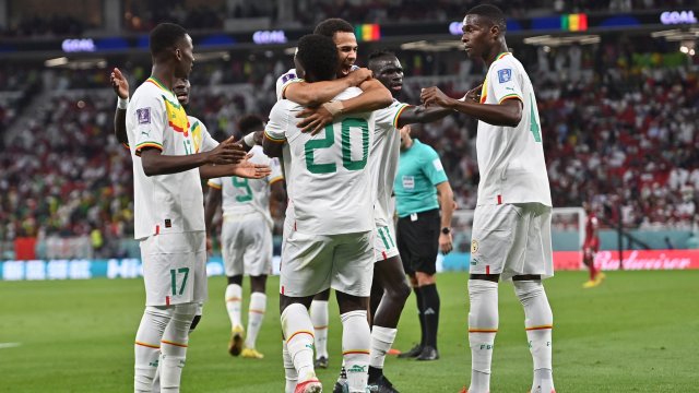 Домакините от Катар записаха втора поредна загуба на Мондиала след