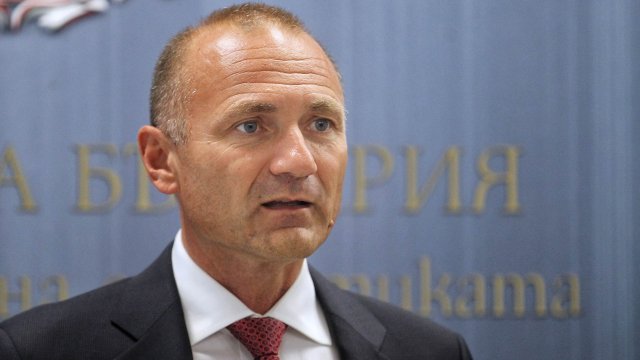 Нека бъдем реалисти и Европейската комисия да постави ясно приоритетите