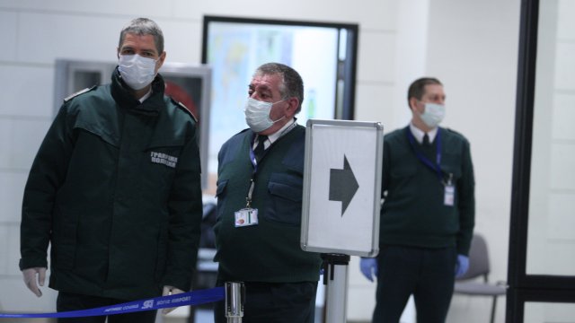 Фалшива тревога наложи частична евакуация на Терминал 2 на летище