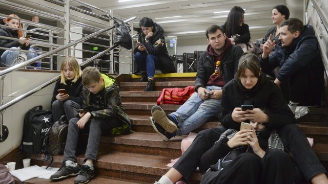 Украйна обеща да създаде подслони които да предоставят отопление и