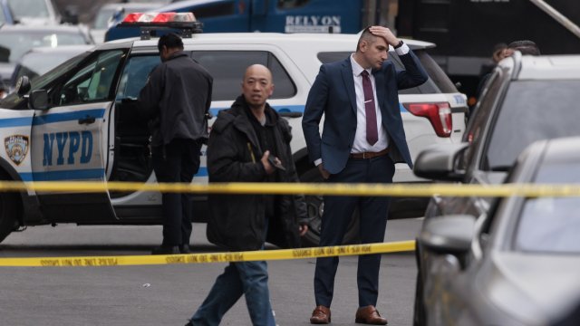 Застрелян е мъж на няколко пресечки от центъра на нюйоркския туристически