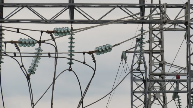 Наложената на Национална електрическа компания глоба от Комисията за енергийно