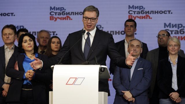 Държавният глава Румен Радев поздрави Александър Вучич по случай преизбирането