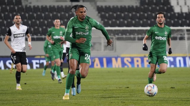 Лудогорец удари с 3 2 Локомотив Пловдив на Лаута и взе