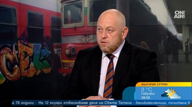 За последната година и половина има общо 28 случая на