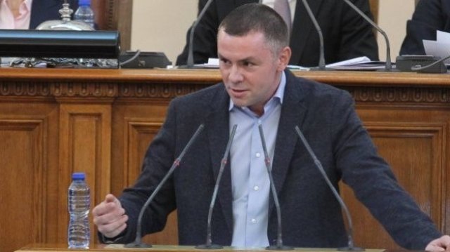 Съдбата на моята страна се решава от хората които не