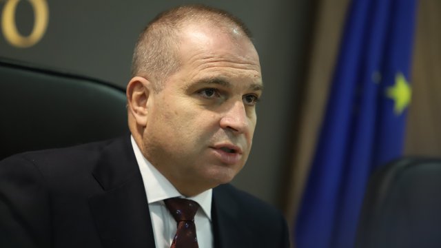 Министърът на регионалното развитие и благоустройство Гроздан Караджов освободи от