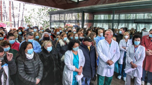 Остър кадрови дефицит изпитват болниците в страната Над 73 от