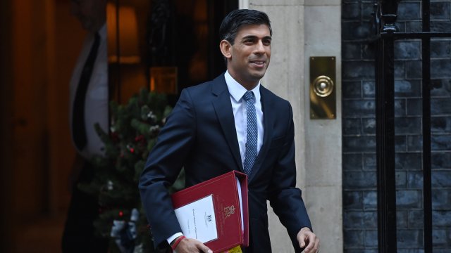 Британският премиер Риши Сунак е изправен пред предизвикателството да стане