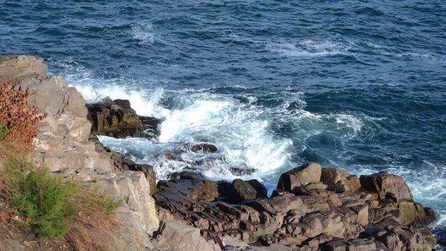 Двама мъже са изчезнали в морето край Созопол този следобед