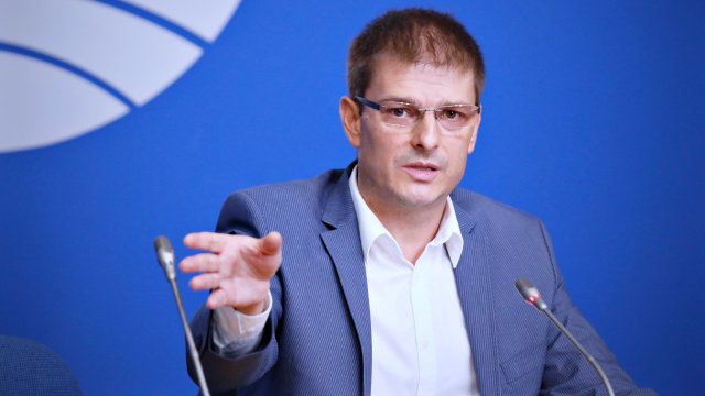 Повече от 4200 тона българско оръжие е изнесено за Украйна