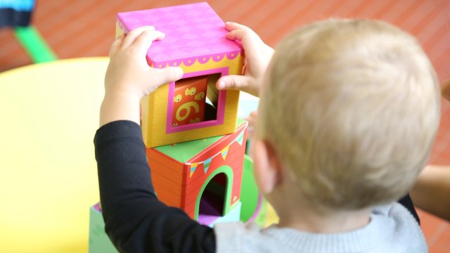 Родители да влязат като доброволци в детските ясли и да