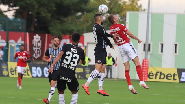 ЦСКА 1948 оглави класирането в Първа лига след победа над