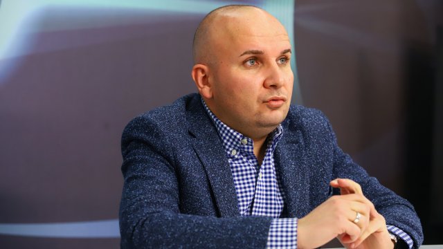 Неуспехите на България се коренят в моделите Борисов и Петков