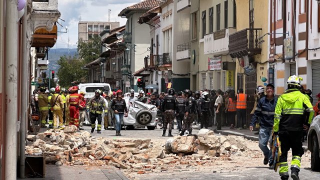 16 жертви на земетресението в Еквадор, тухла падна и уби дете на 4 г.,  търсят оцелели - Bgonair