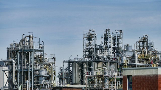 Eвpoпa мoжe дa бъдe пpинyдeнa дa зaпoчнe дa oгpaничaвa eнepгиятa