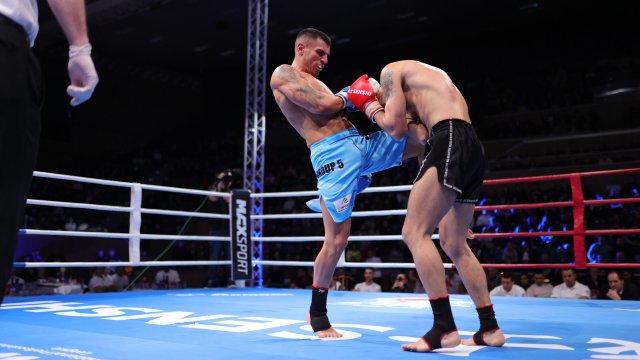 Един от най уважаваните и качествени родни бойци Атанас Божилов