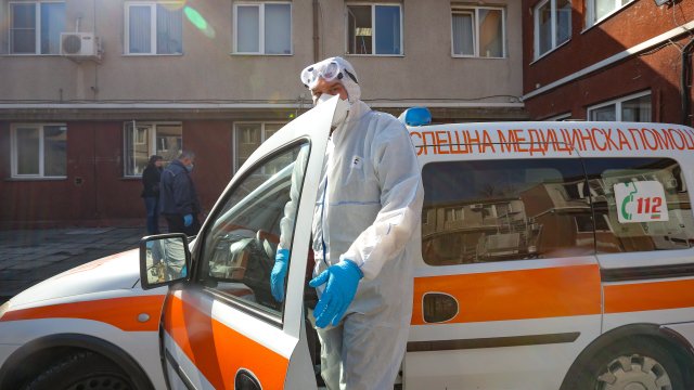 1076 случая на заразяване с коронавирус са регистрирани през последното