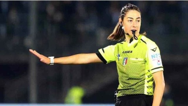 Мария Соле Фериери Капути ще бъде първата жена футболен съдия