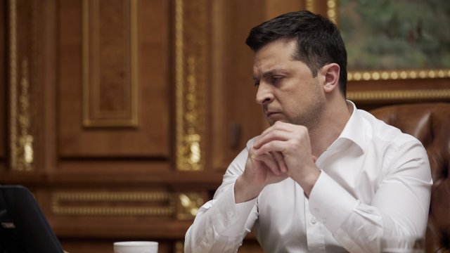 Президентът Володимир Зеленски отново призова западните лидери да затворят небето