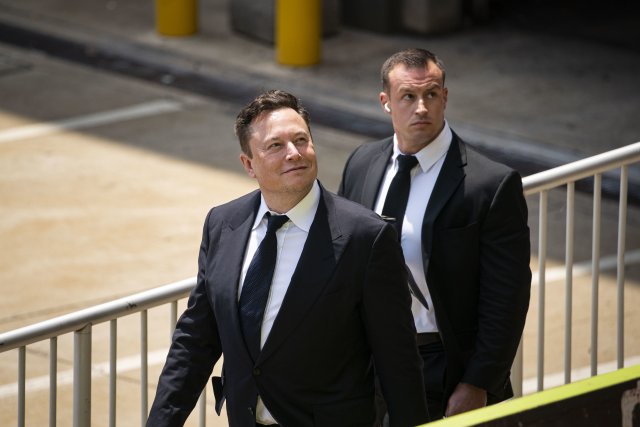 Спътникът Старлинк на SpaceX собственост на Илън Мъск разгневи Русия