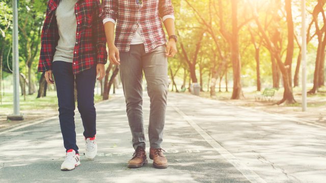 Ходенето е най естественото движение на тялото Нашите тела са създадени