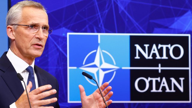 Генералният секретар на НАТО Йенс Столтенберг заяви че западните поддръжници