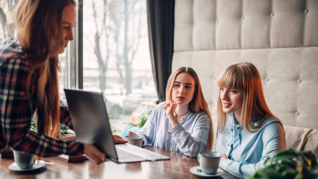 Днес съдържанието е всичко Денонощно милиарди хора по света разглеждат