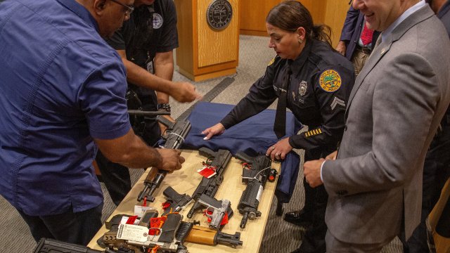 Сръбски гранати и мини продадени от тайнствен търговец предназначени за