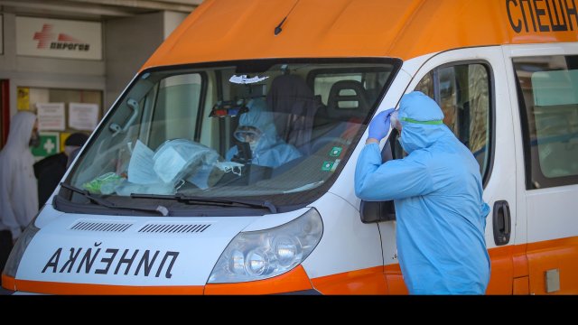 20 души са загубили битката с Ковид 19 за денонощието Петима