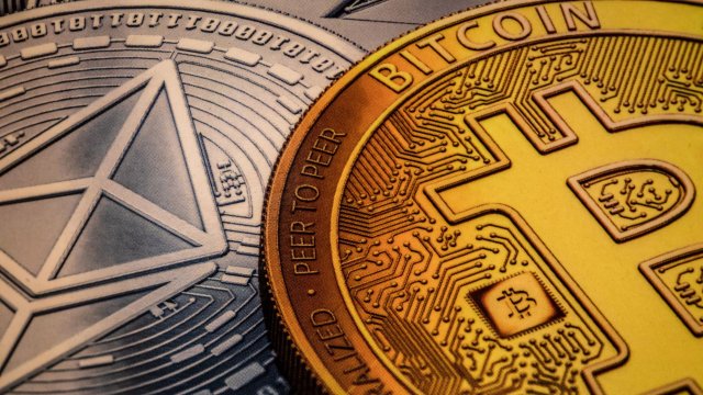 Цената на криптовалутите може и да се срина тази година