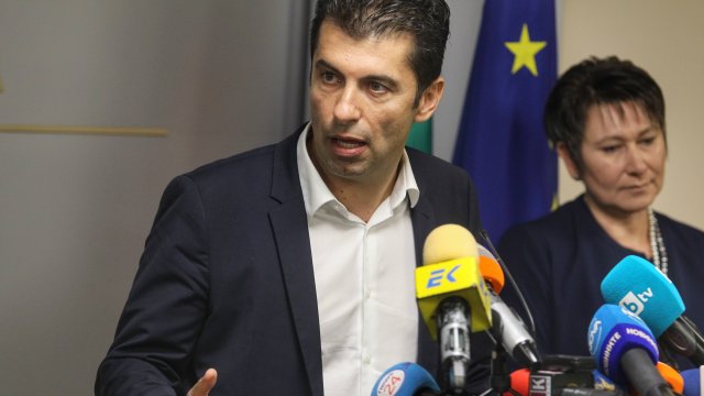 Министър председателят Кирил Петков ще посети Скопие Република Северна Македония на