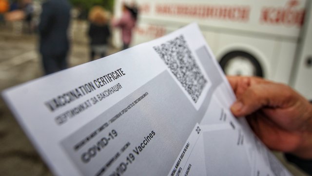 Гражданите преболедували Ковид 19 доказан с бърз антигенен тест вече могат