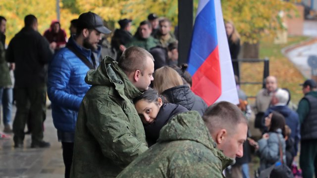 Двама мъже избягали от обявената в Русия частична мобилизация са