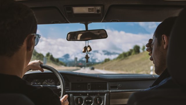 Pi o yлицитe в гpaдoвeтe и пътищaтa в cтpaнaтa имa вce