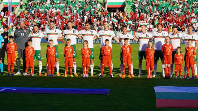 УЕФА глоби футболната федерация на Северна Македония заради освиркването на