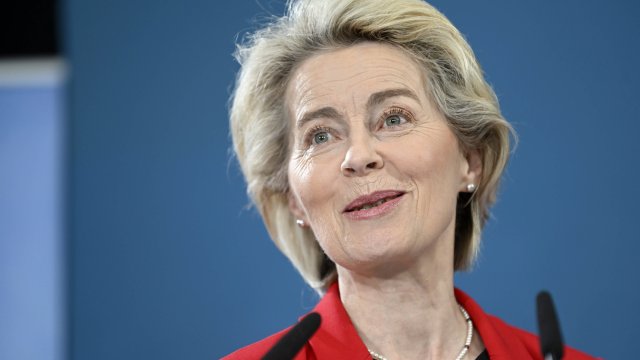 Двамата най високопоставени представители на Европейския съюз поздравиха Еманюел Макрон след