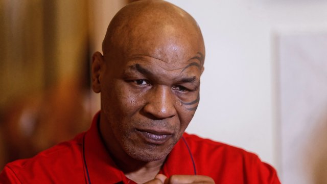 Майк Тайсън не мисли че е добра идея Конър Макгрегър