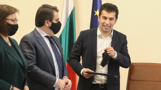 Преди днешното заседание на Министерския съвет премиерът Кирил Петков коментира