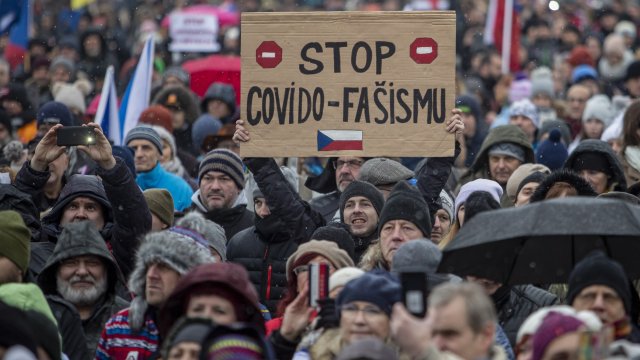 Чехия въвежда задължителна ваксинация срещу Ковид 19 за работещите в болници