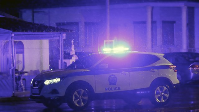 Жена е простреляла друга жена в сладкарница тази сутрин в