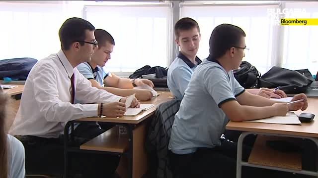 Търговско-банковата гимназия: Финансовото образование на учениците трябва да се въведе чрез игрови модел