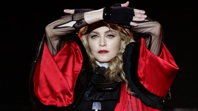 Изпълнението на Мадона на наградите Грами в неделя вечерта предизвика