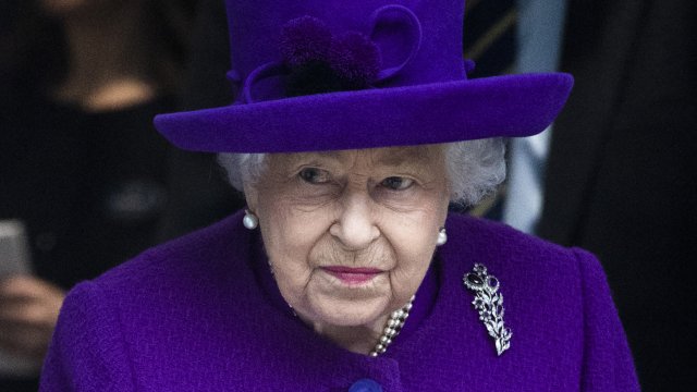 Кралица Елизабет II се появи публично на първото голямо събитие