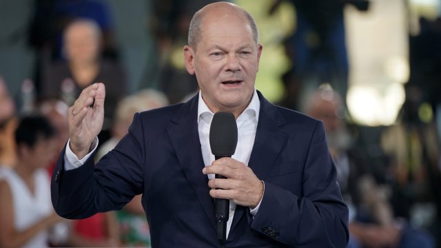 НАТО подкрепя Украйна но трябва да се избягва пряка конфронтация