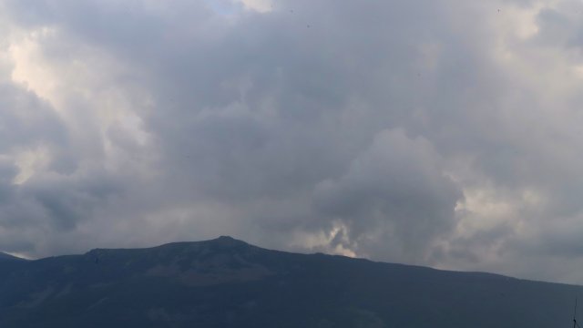  Днес до обяд над по голямата част от страната ще